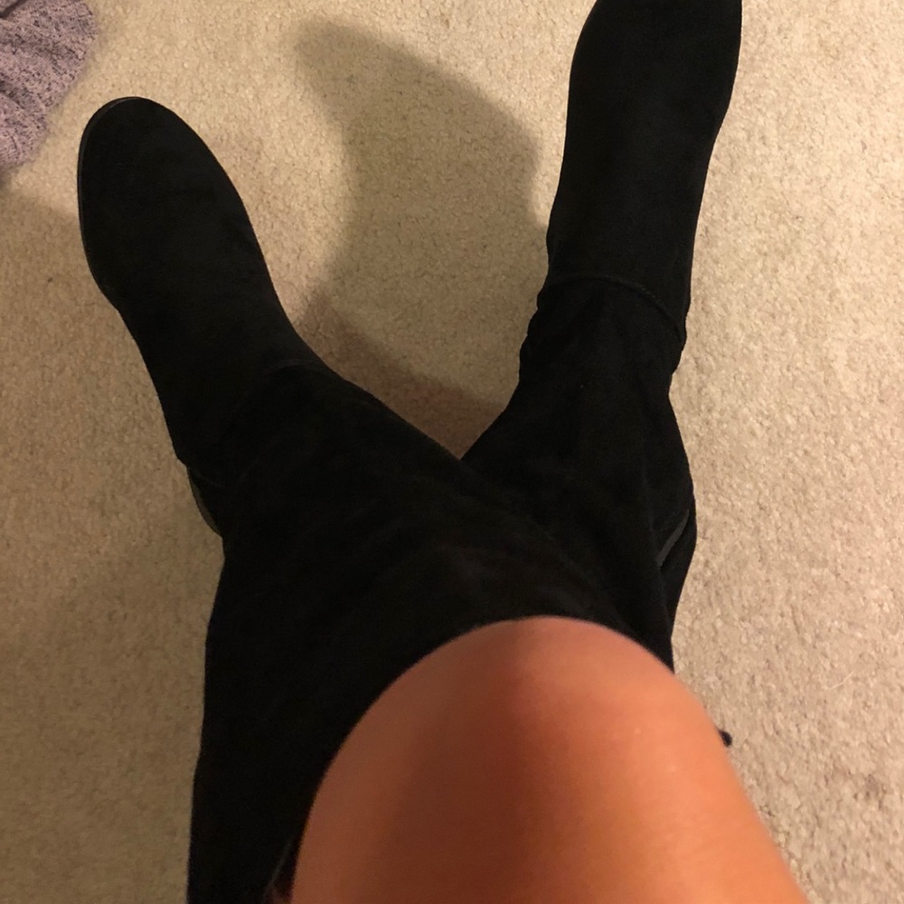NWT Black boots